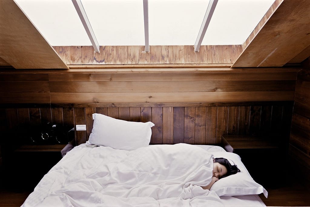 sleep, bed, woman-1209288.jpg